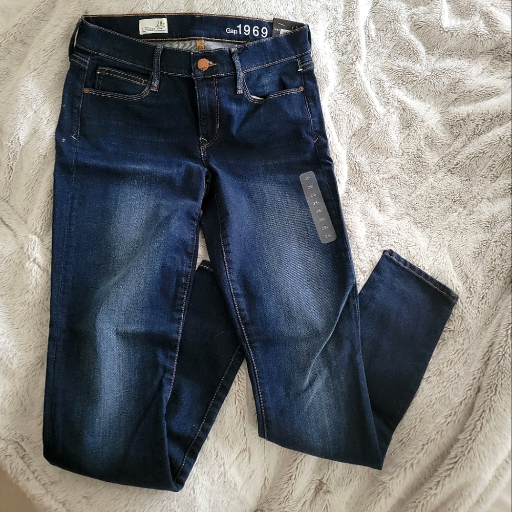 New Gap Legging Jean size 28r